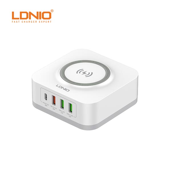 LDNIO AW004 32W 5 in 1 Charging Station with 15W Wireless Charger