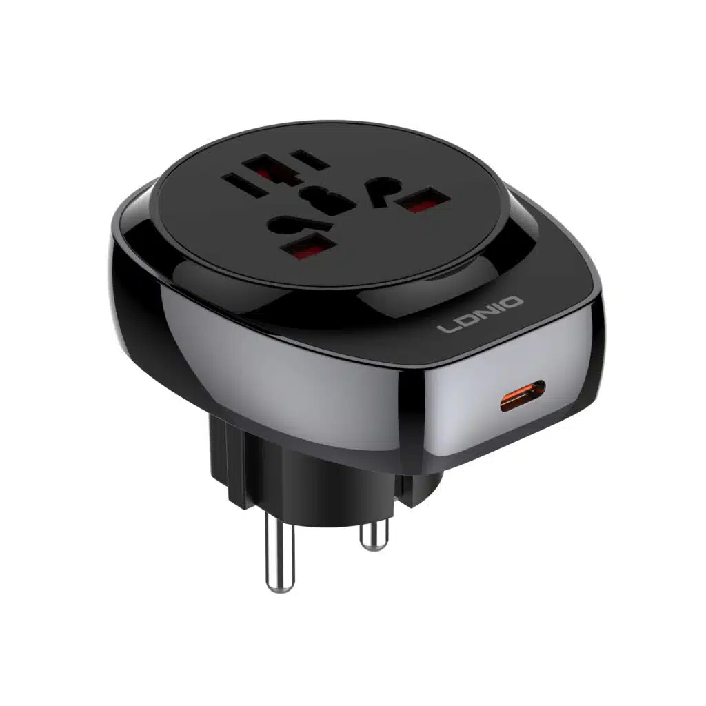 LDNIO Z10 Universal Adapter with 20W USB-C fast charging